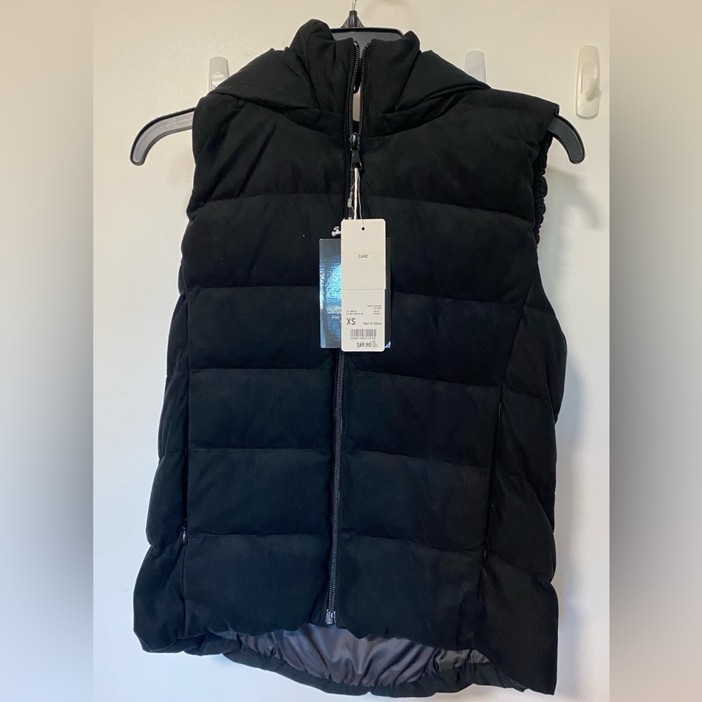 Uniqlo stretch down hooded vest